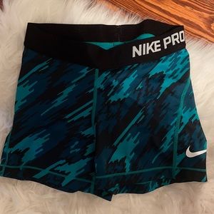 nike pros xs